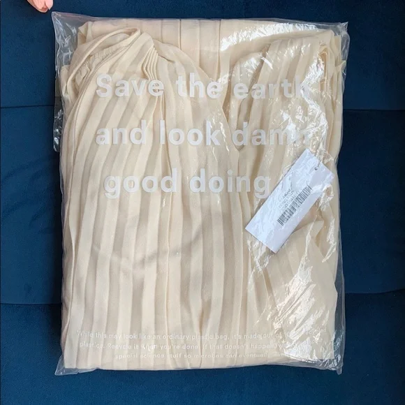 Reformation Rafina dress - Picture 14 of 16